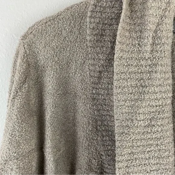 Barefoot Dreams • Circle Cardigan - Picture 2 of 5